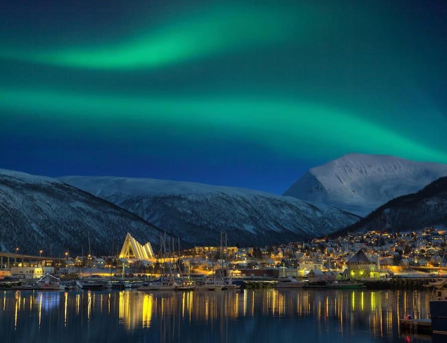 Tromso City Center Retreat Εξωτερικό φωτογραφία